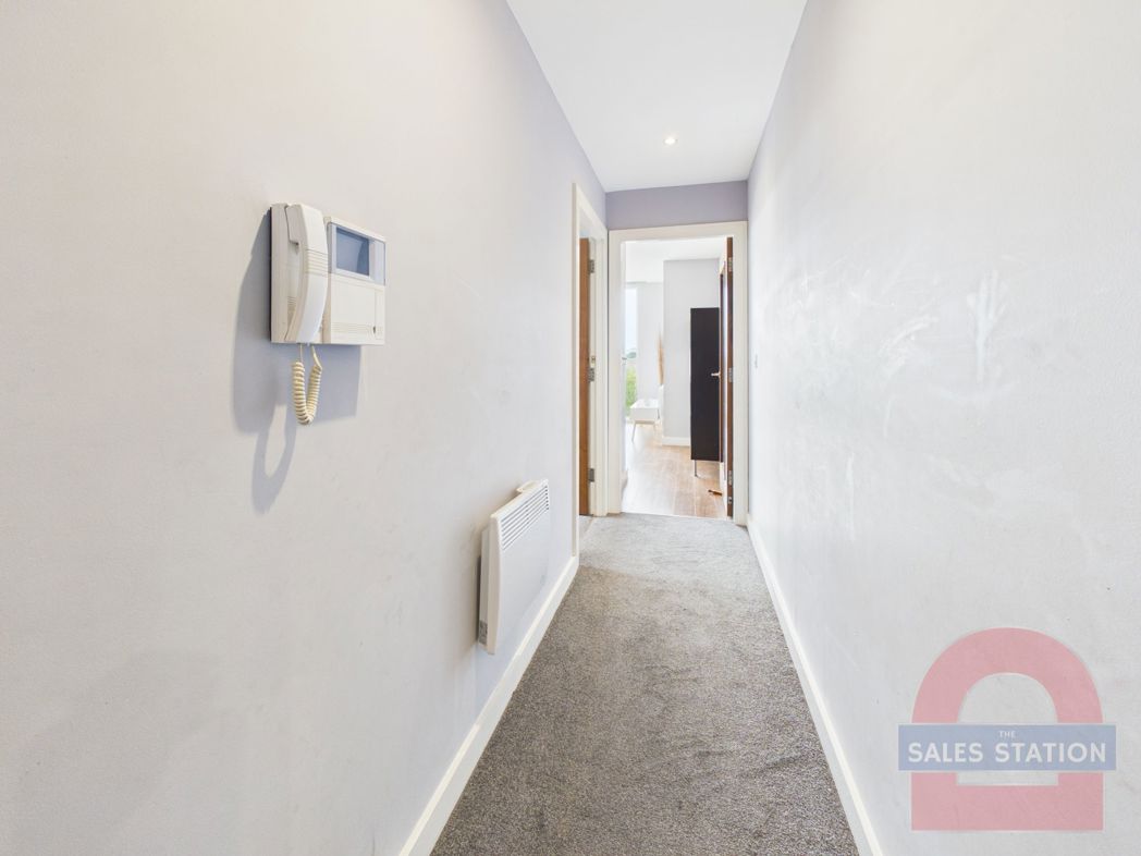 Property image 4 of 16