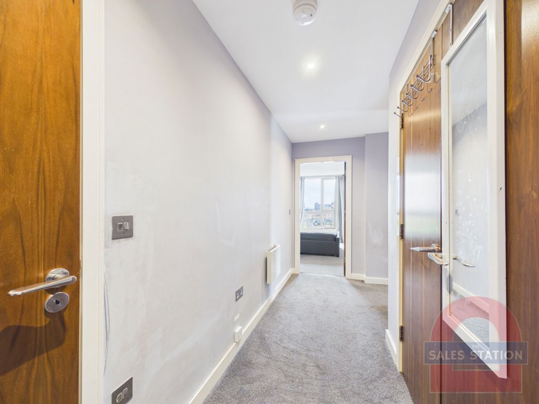 Property image 11 of 16