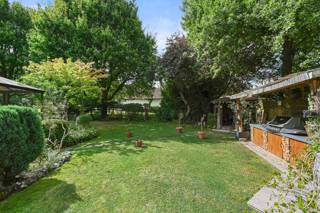 Property image 20 of 20