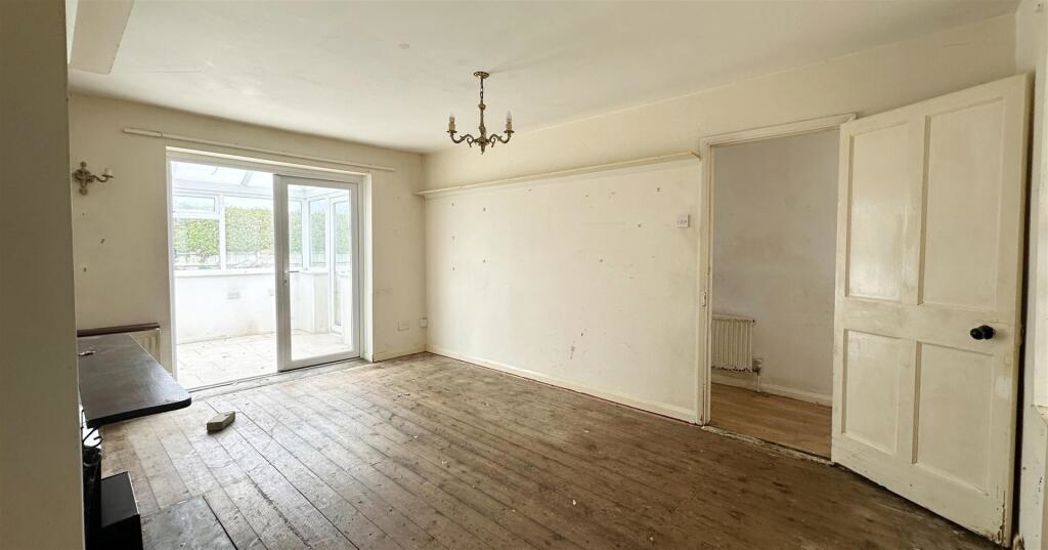 Property image 2 of 24