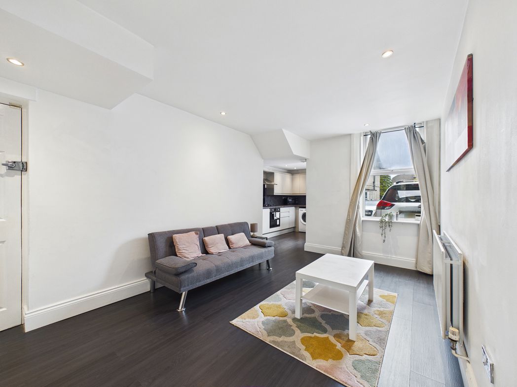 Property image 2 of 8