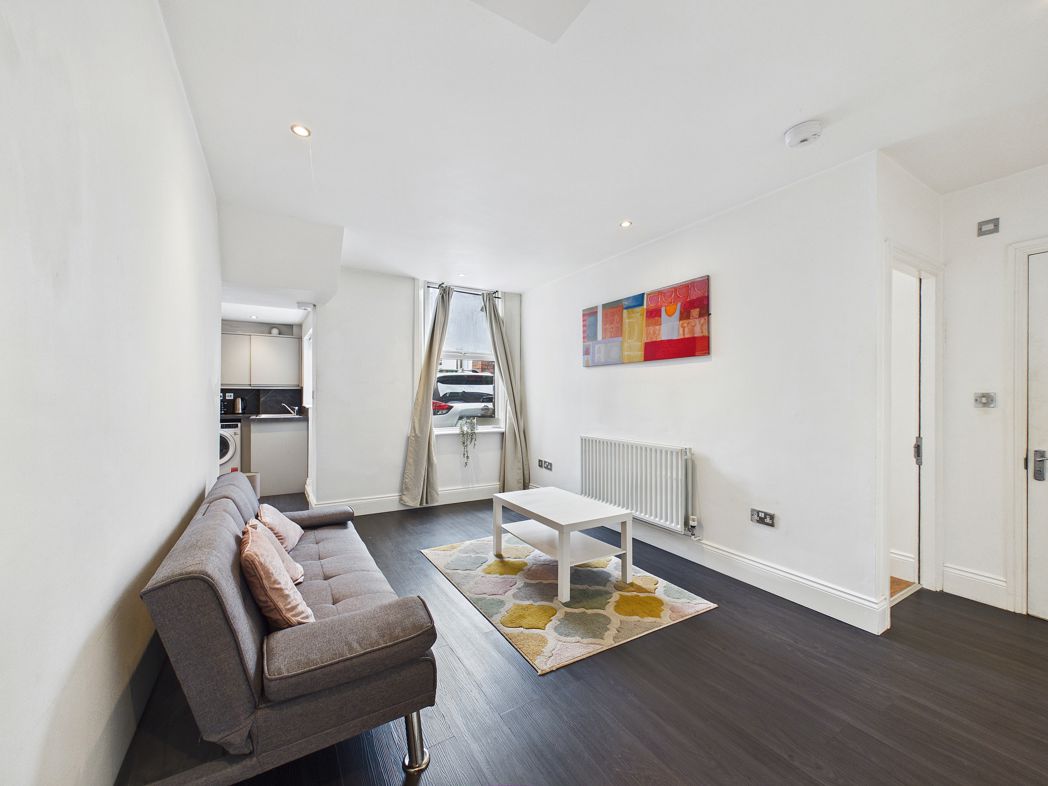 Property image 3 of 8