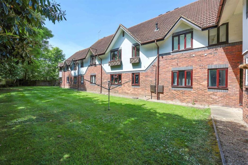 Property image 12 of 15