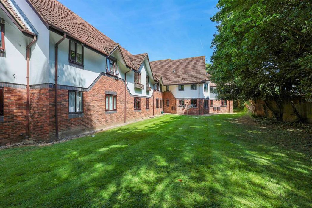 Property image 13 of 15