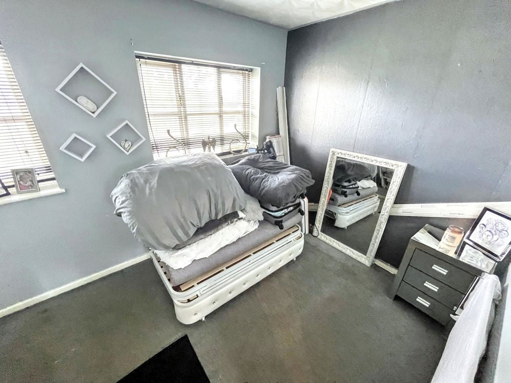 Property image 6 of 15