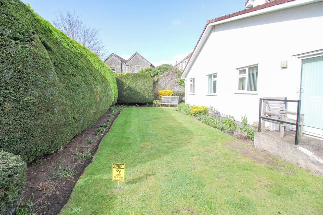 Property image 9 of 11