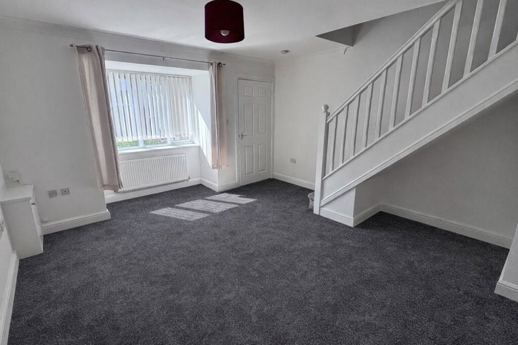 Property image 3 of 8