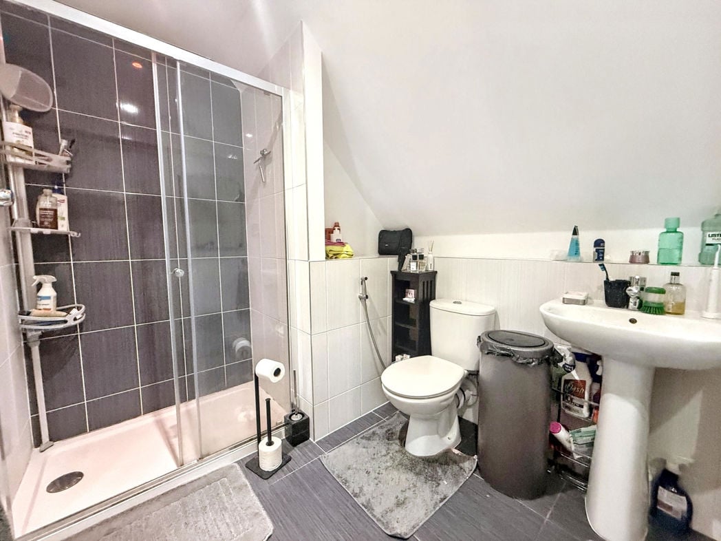 Master En-suite