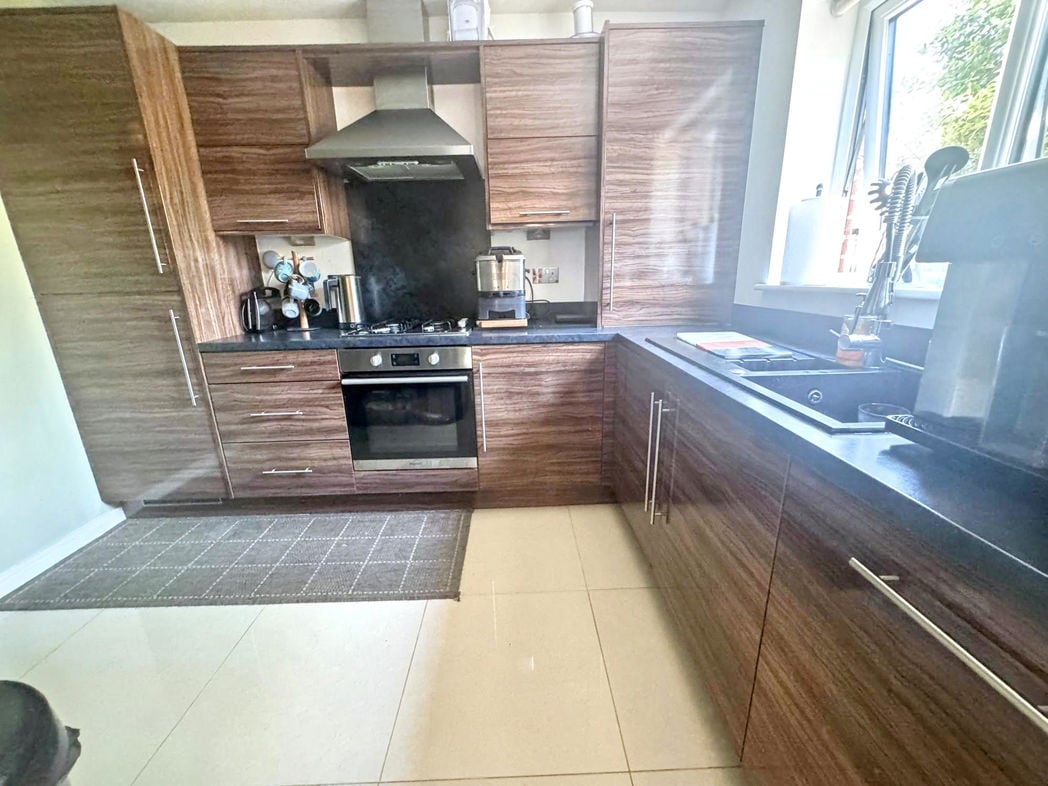 Property image 6 of 22