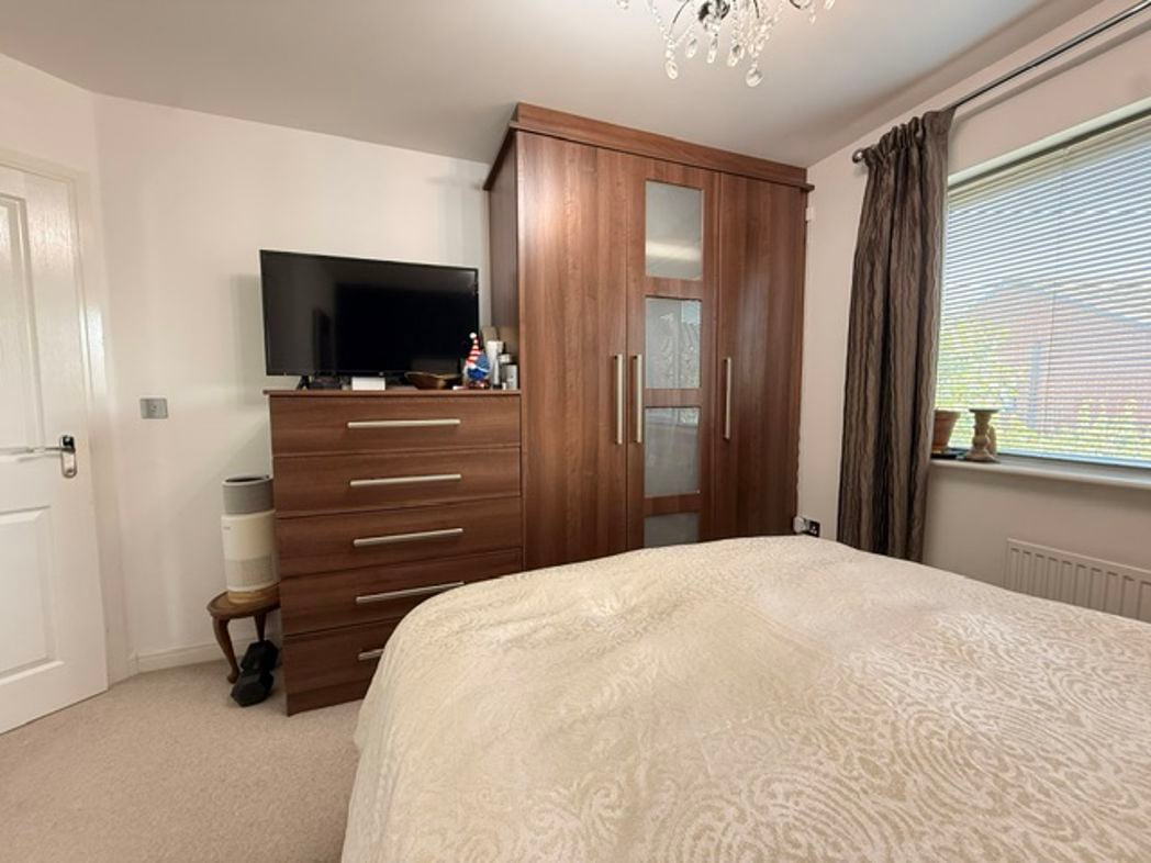 Property image 13 of 22