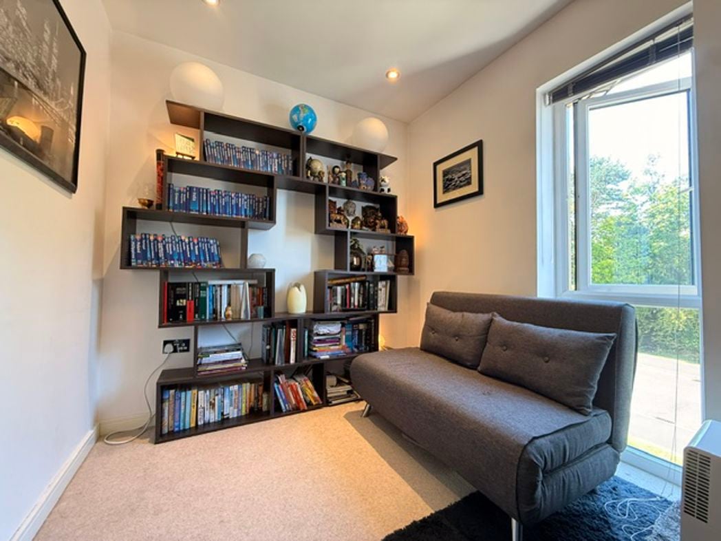 Property image 16 of 22