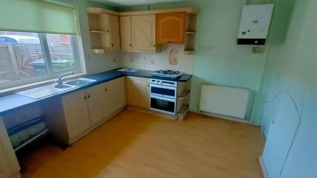 Property image 3 of 13