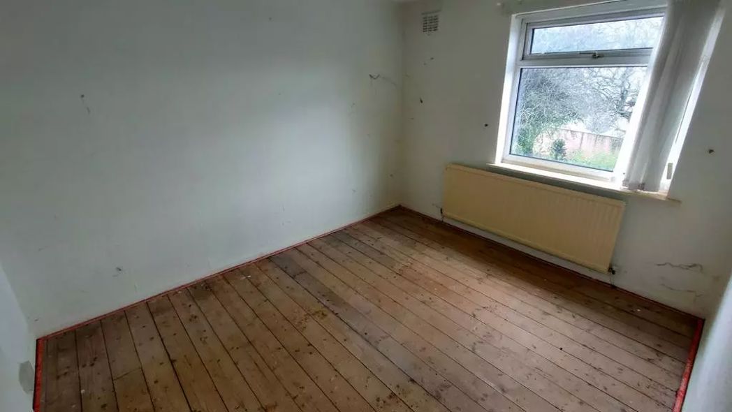 Property image 8 of 13