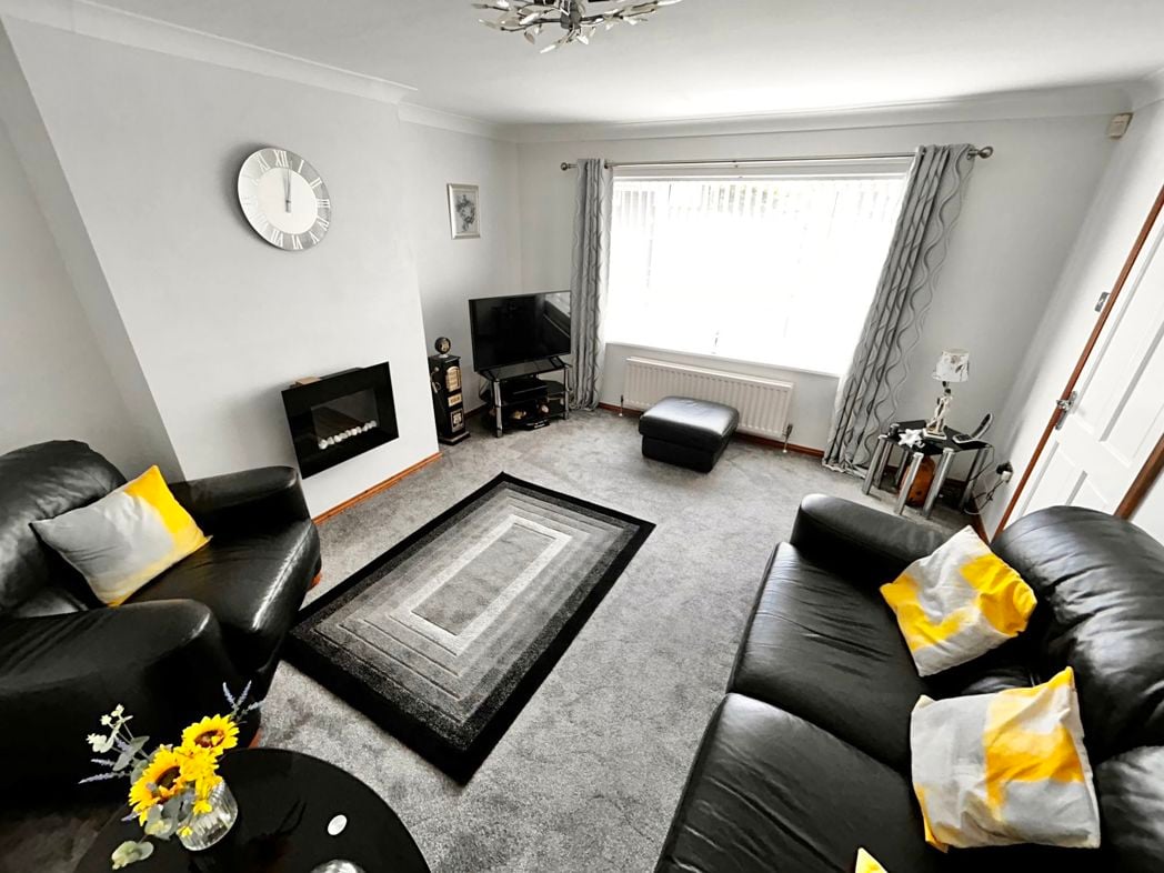 Property image 5 of 17