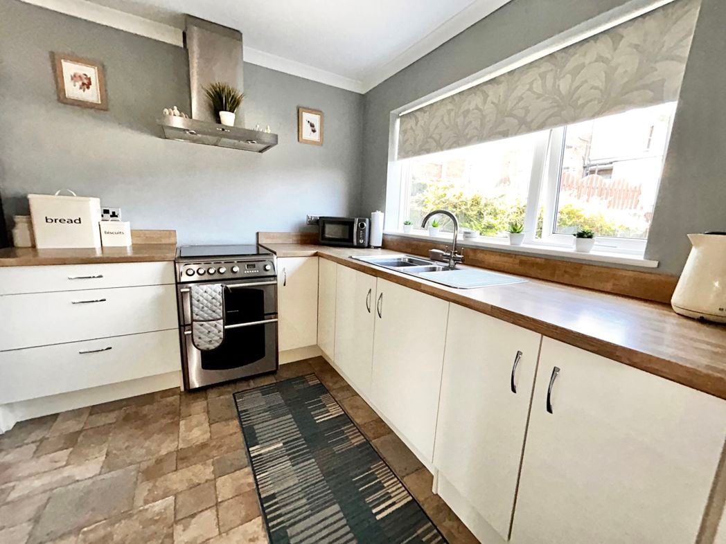 Property image 7 of 17
