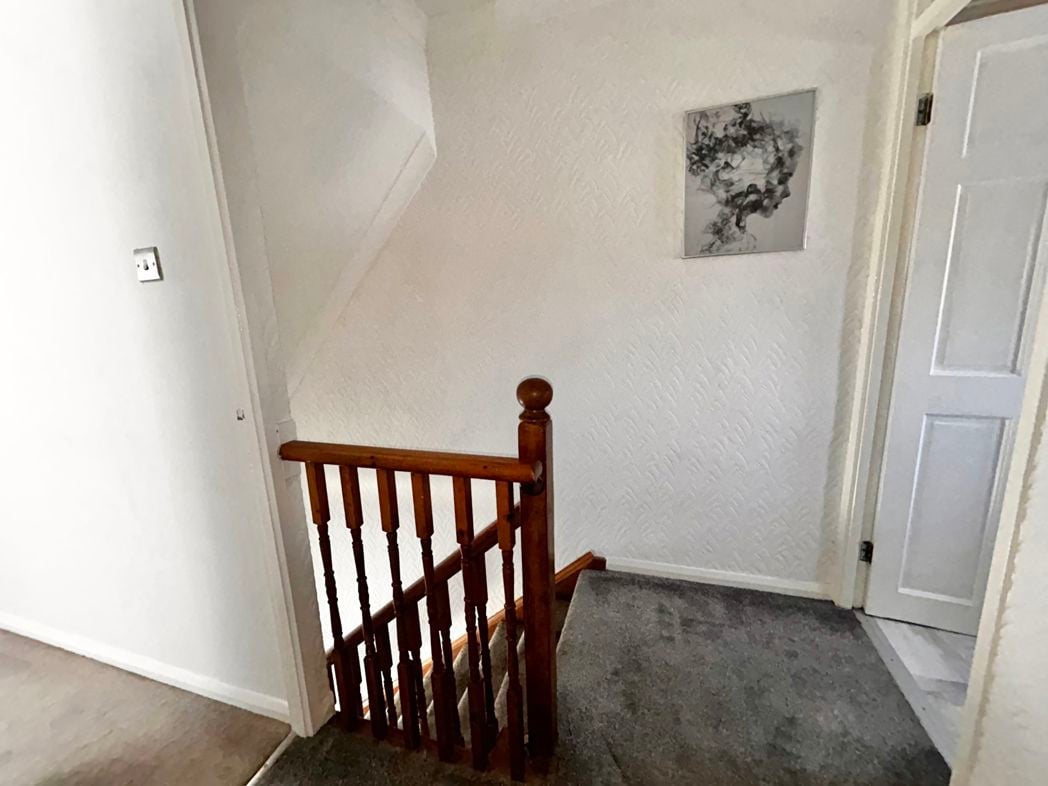 Property image 10 of 17