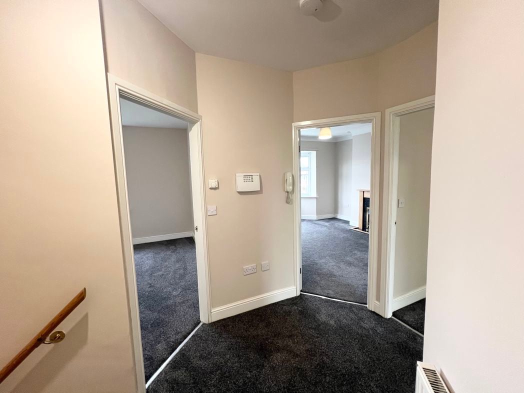 Property image 4 of 7