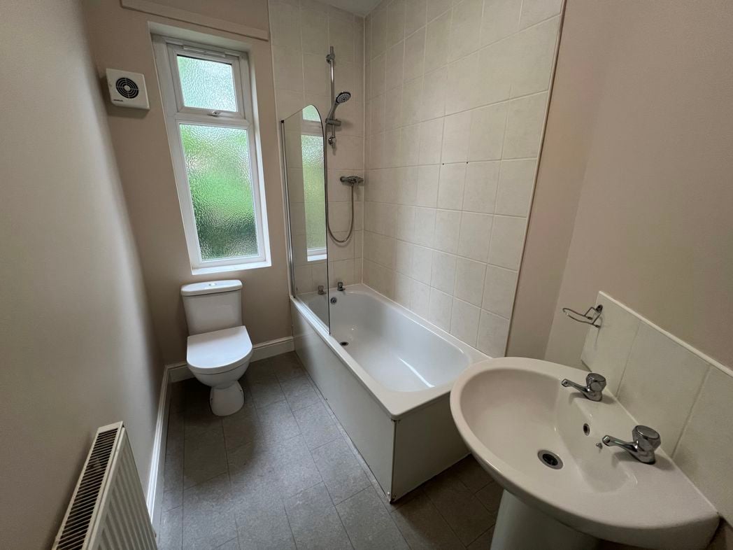 Property image 5 of 7