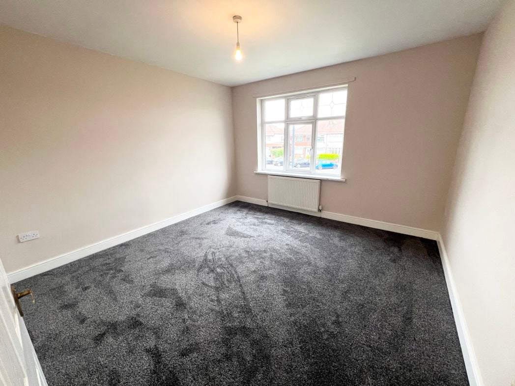 Property image 6 of 7