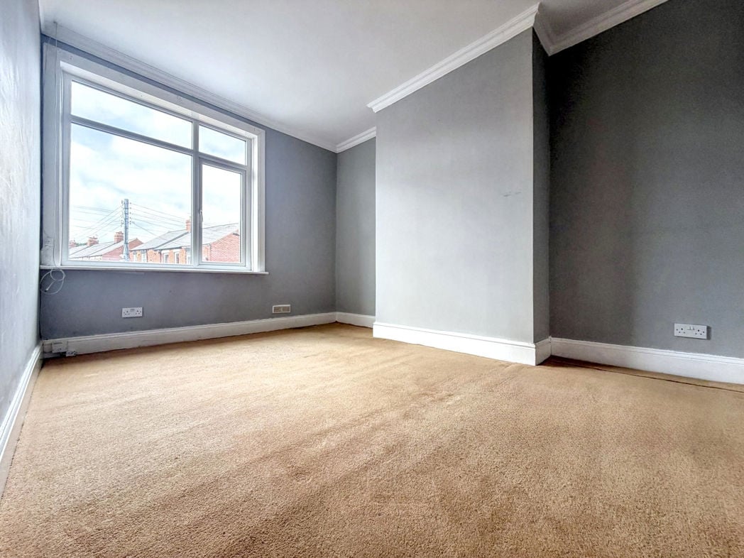 Property image 6 of 9