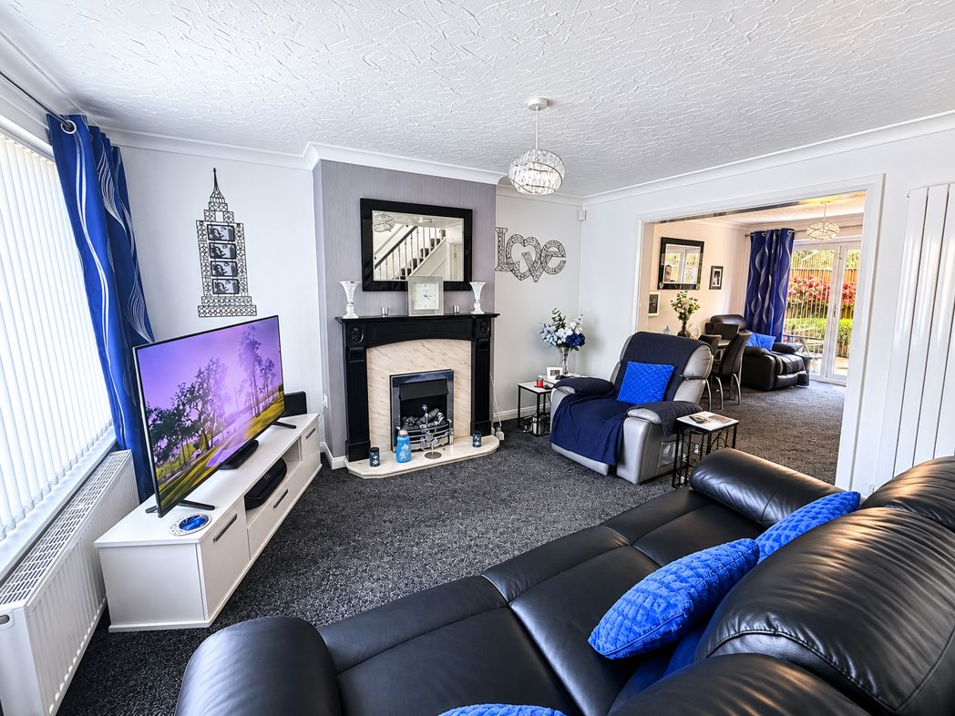 Property image 4 of 17