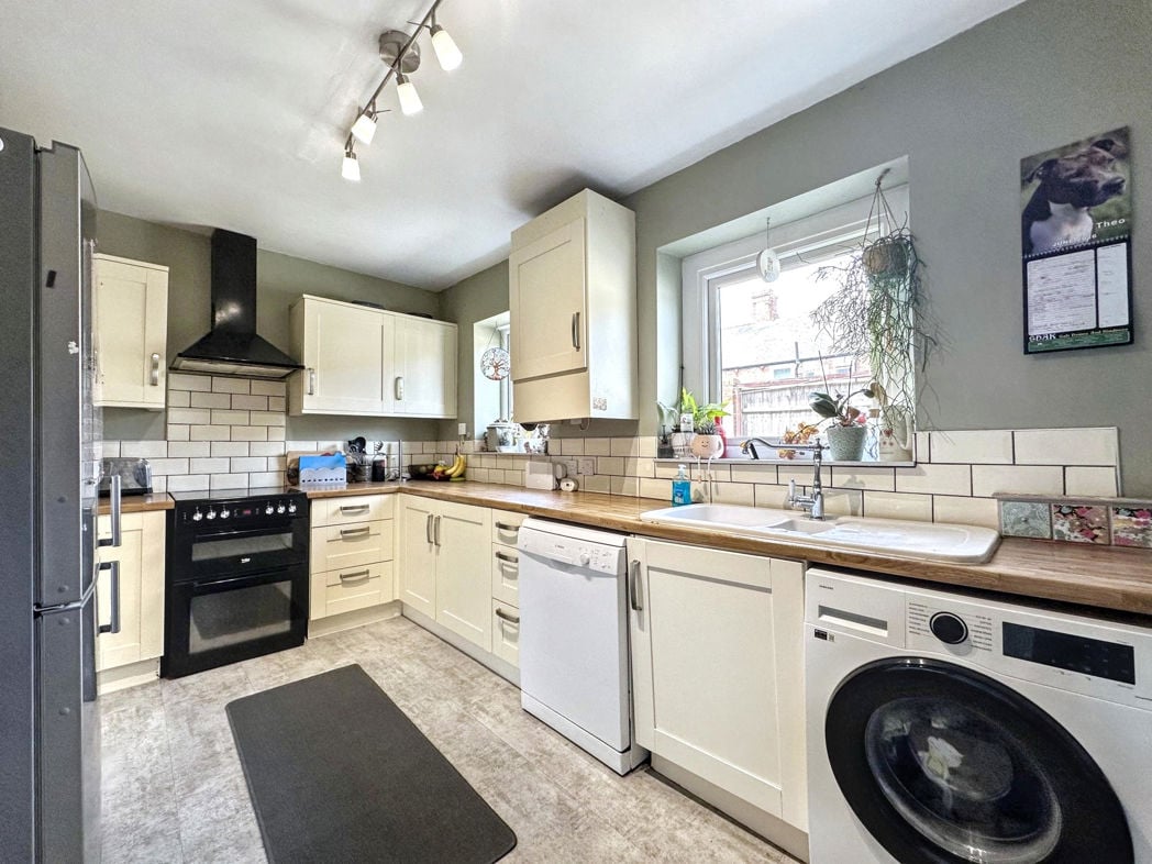 Property image 6 of 16