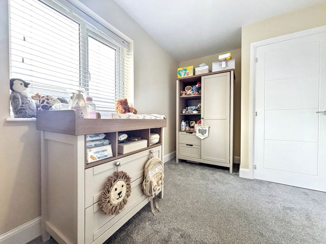 Property image 12 of 24