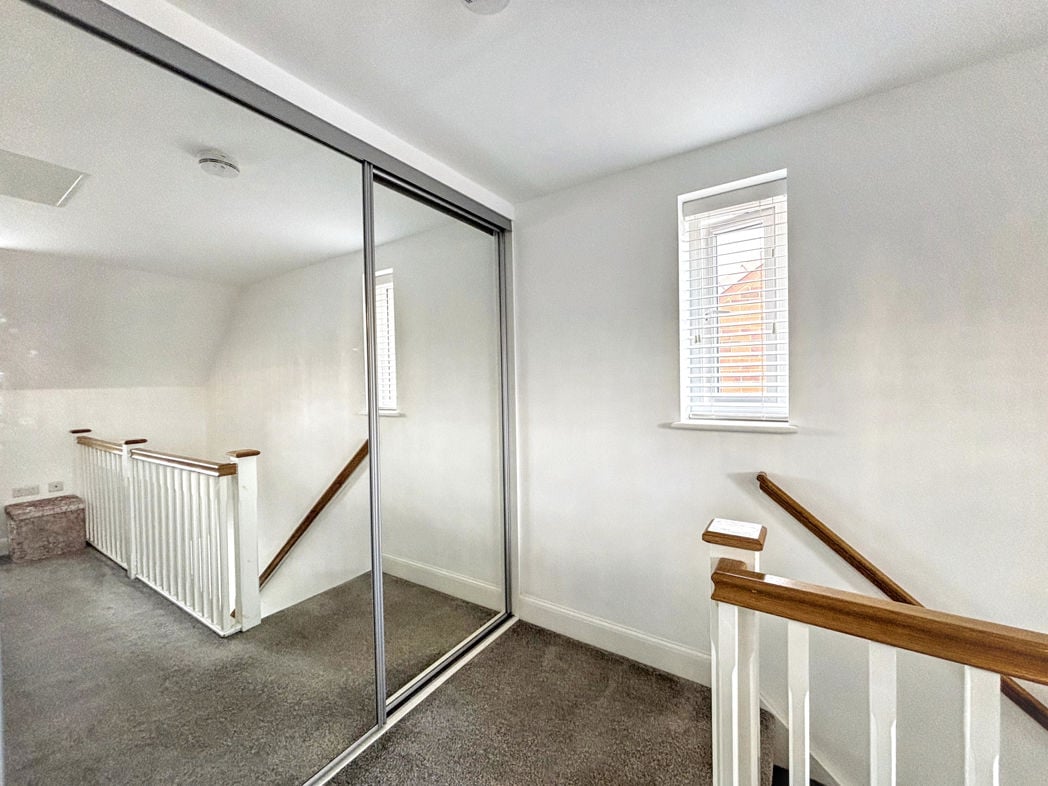 Property image 18 of 24