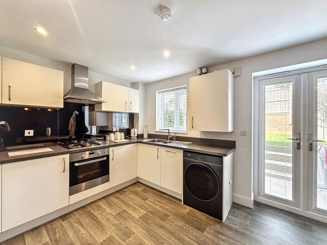 Property image 7 of 24