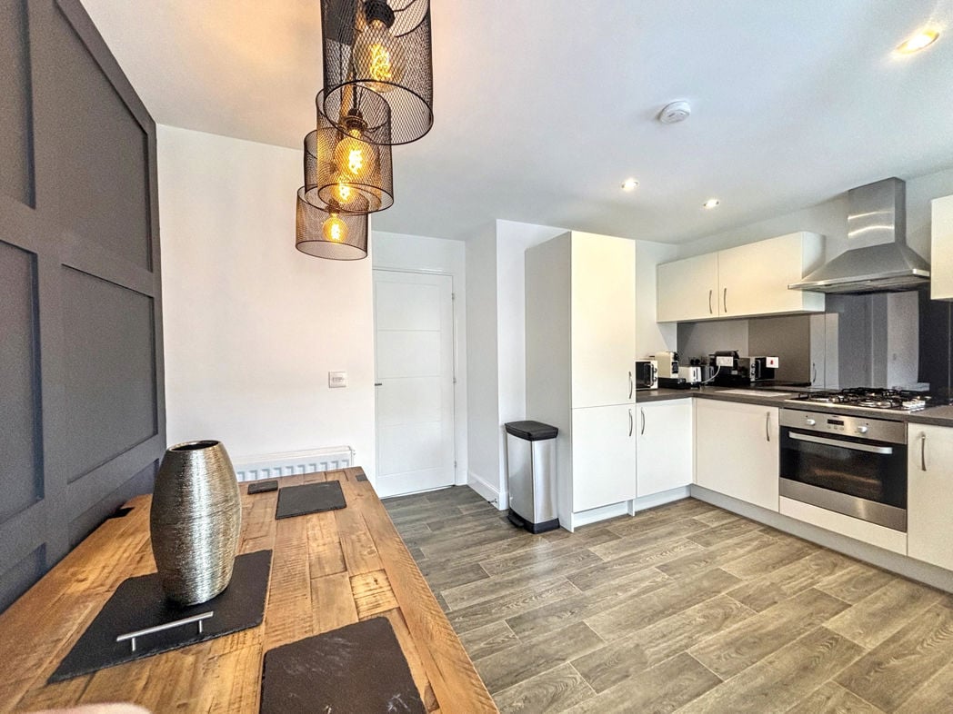 Property image 6 of 24