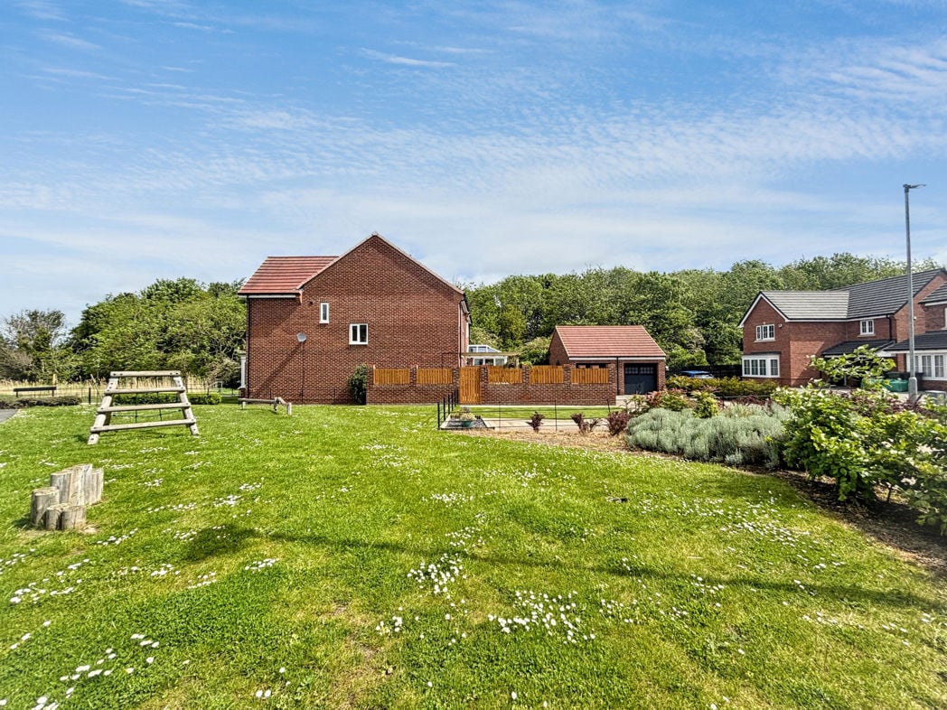 Property image 23 of 24
