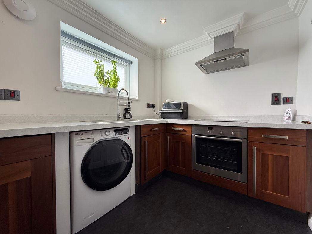 Property image 13 of 41
