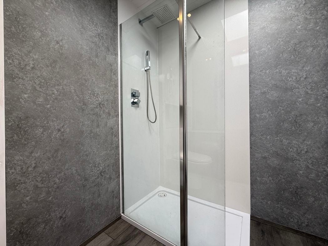 Property image 33 of 41