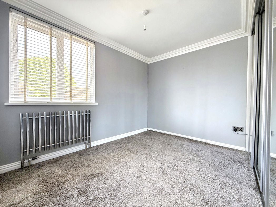 Property image 10 of 16
