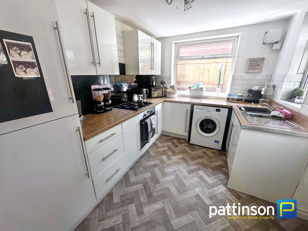 Property image 5 of 11