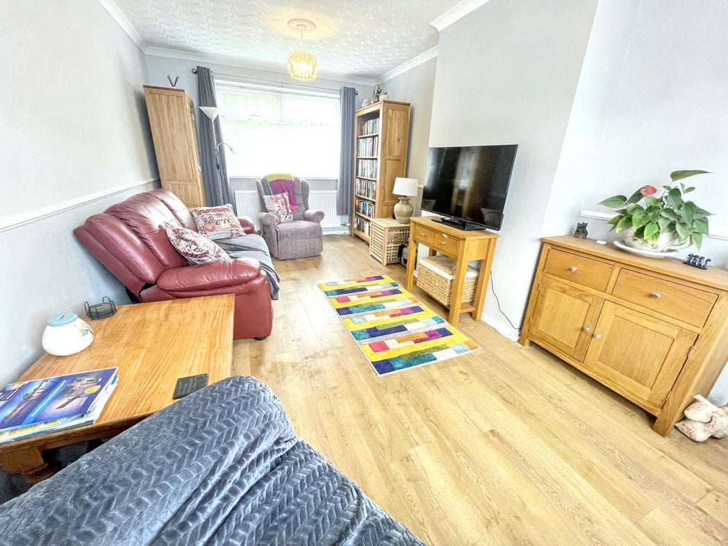 Property image 2 of 7