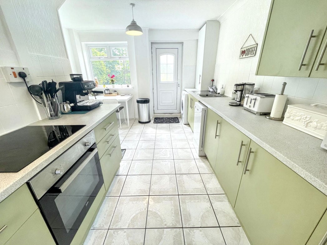 Property image 3 of 7