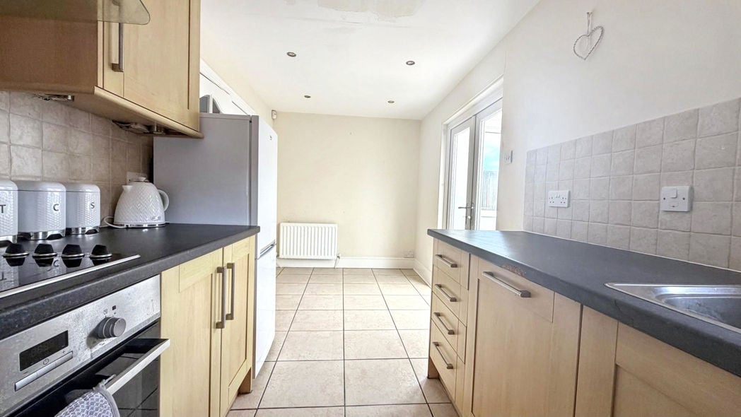 Property image 6 of 11