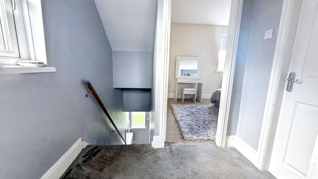 Property image 10 of 11