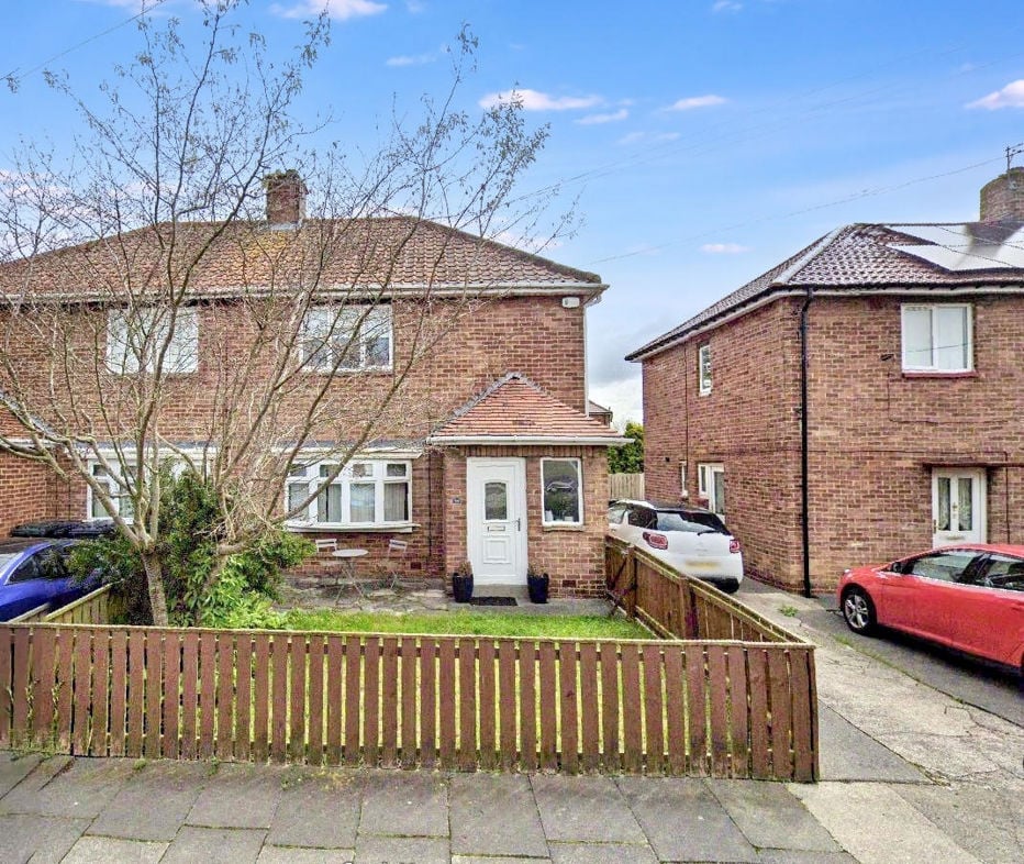 Property image 1 of 11