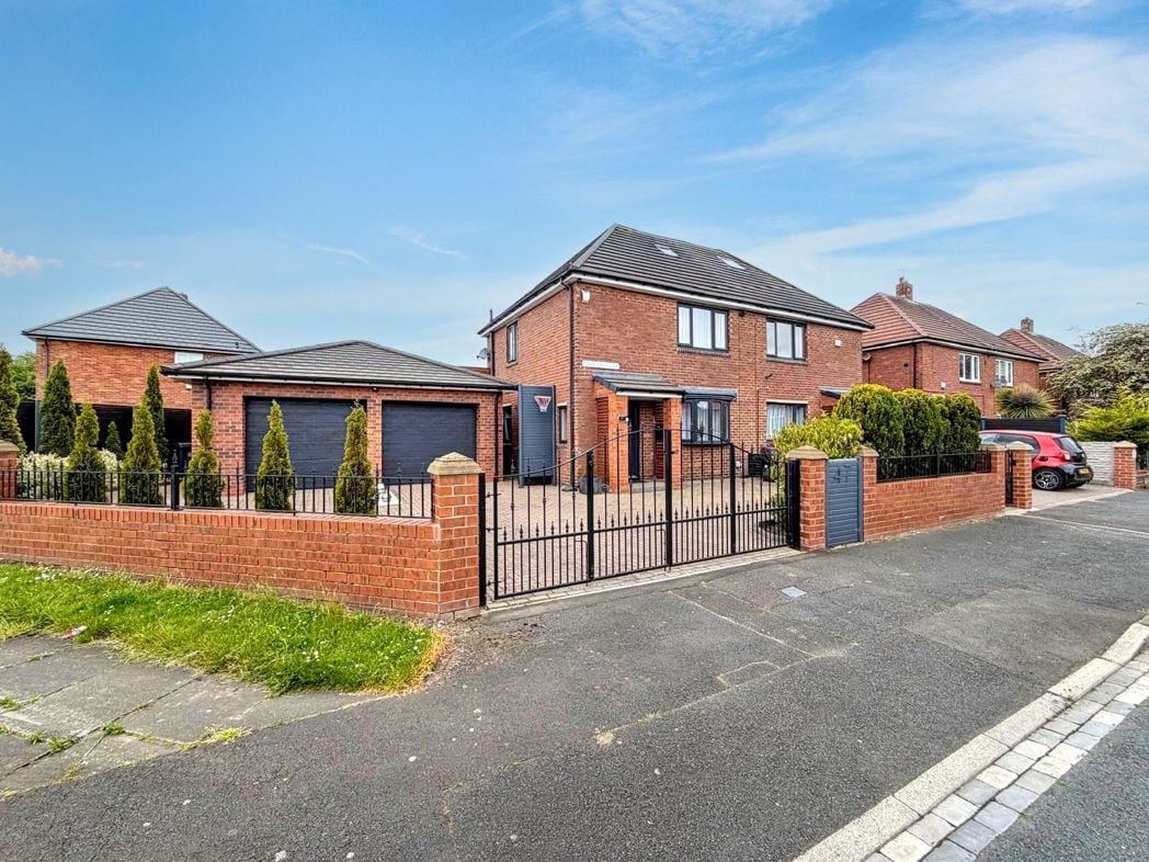 Property image 1 of 15