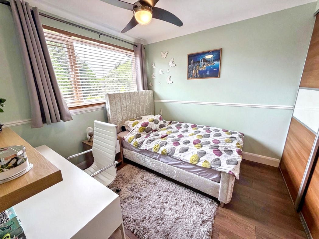 Property image 5 of 15