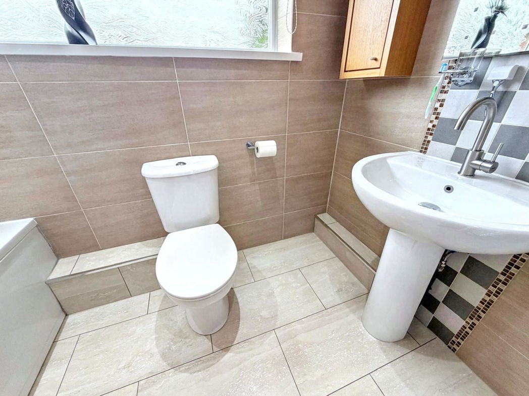 Property image 12 of 15