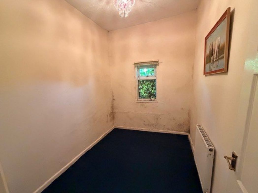 Property image 5 of 16