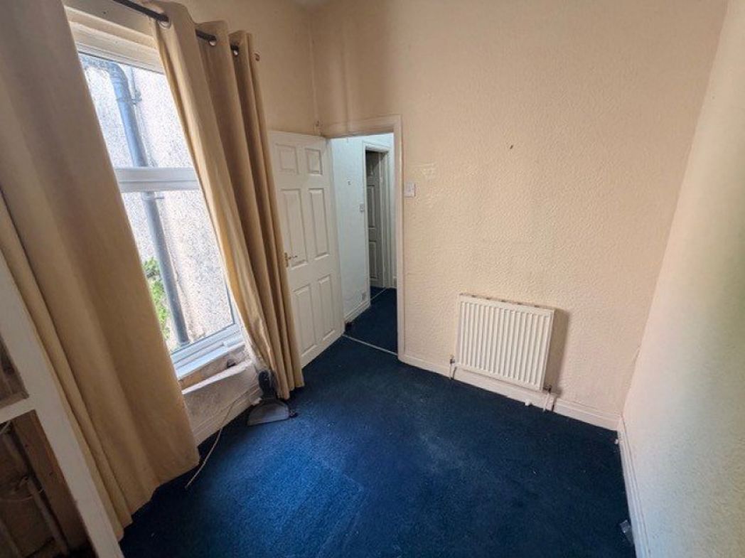 Property image 6 of 16