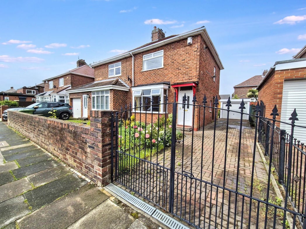 Property image 1 of 20