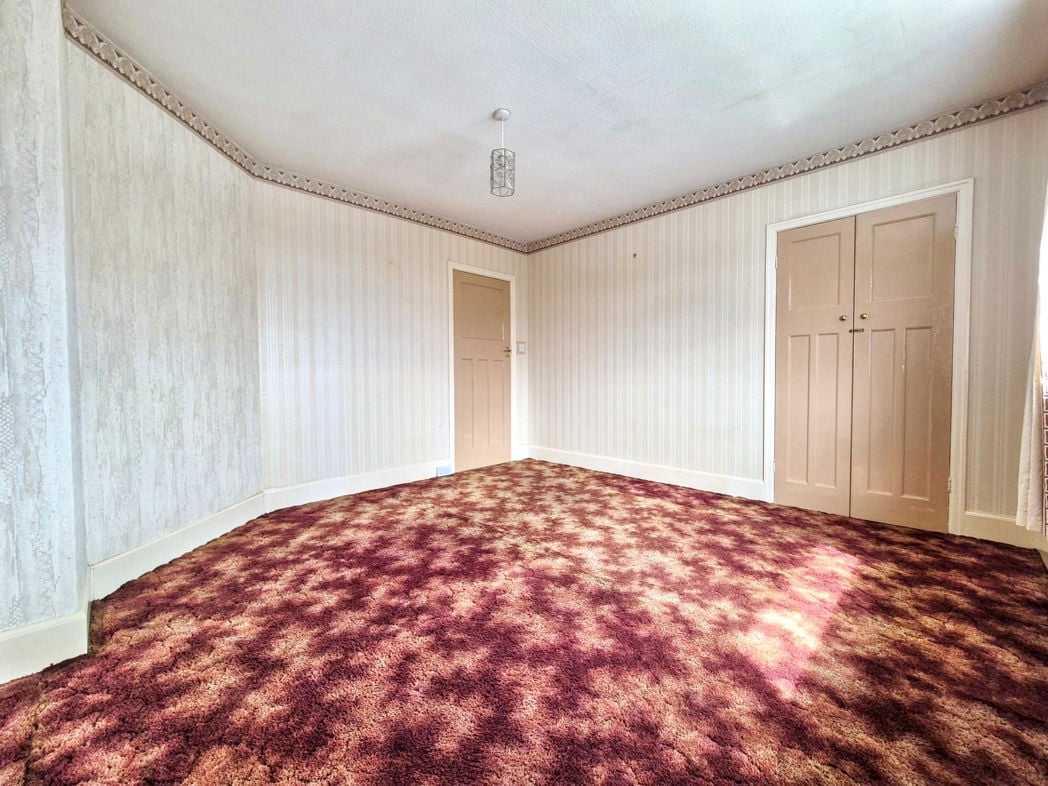 Property image 12 of 20