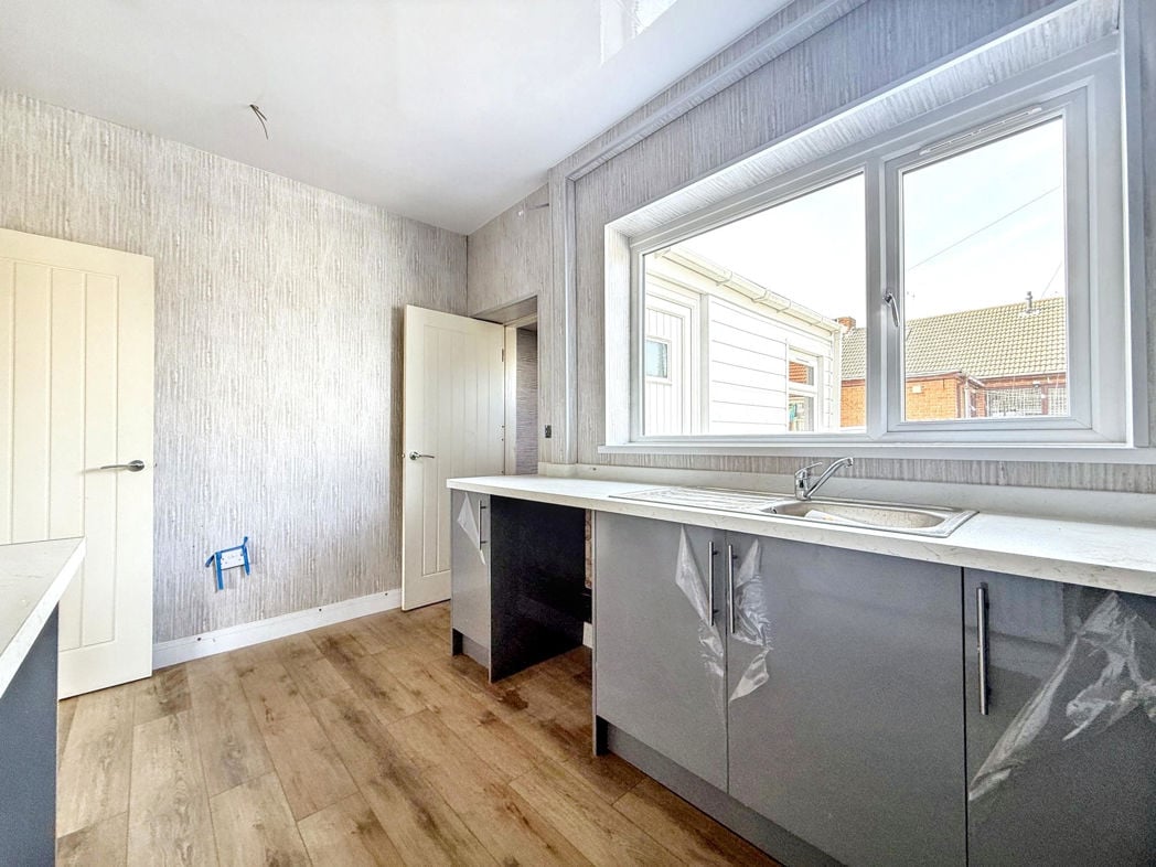Property image 6 of 16