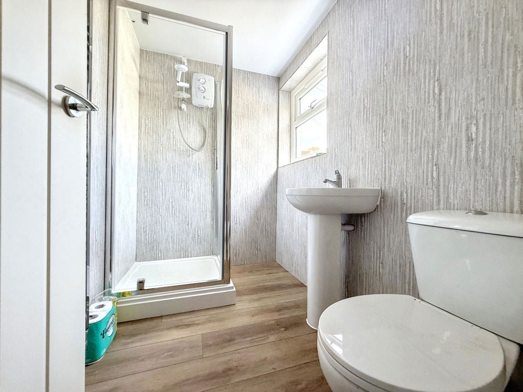Property image 7 of 16