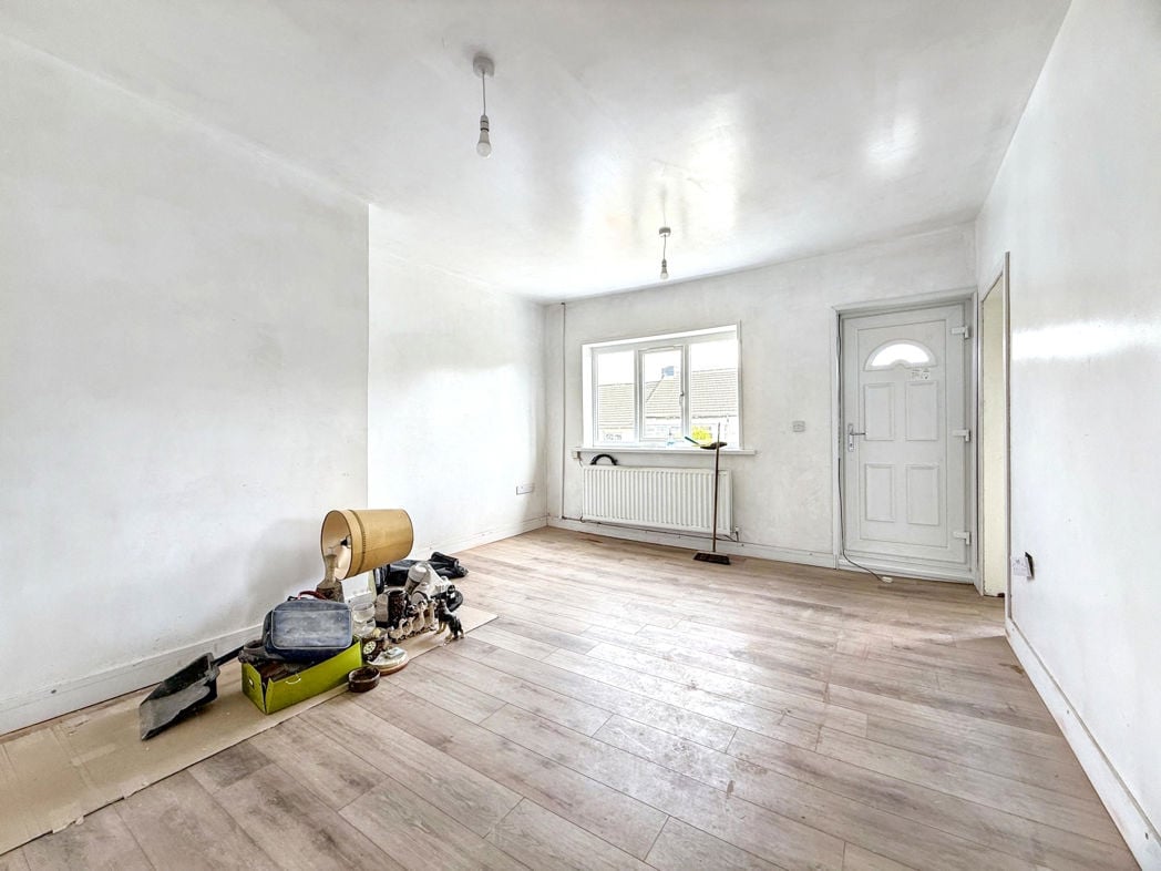 Property image 10 of 16